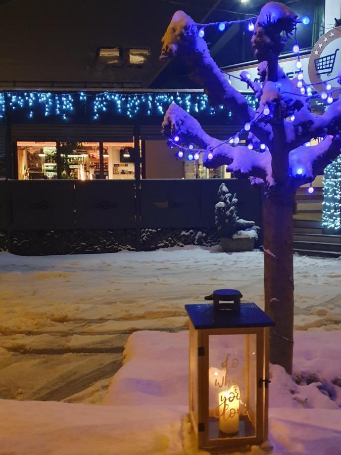 Apartments Avio Zgornji Brnik Экстерьер фото